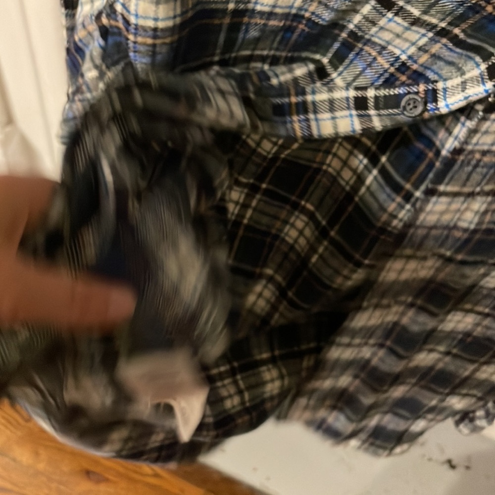 - Eddie Bauer vintage Y2K flannel long sleeve cotton button up - Picture 4 of 5